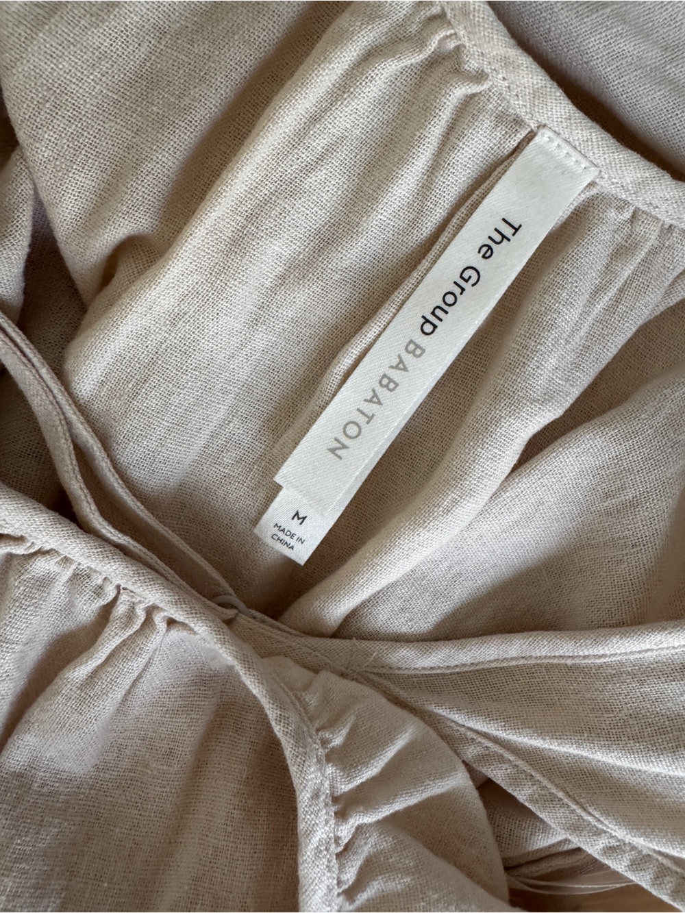 ARITZIA BABATON Wellbeing oversized low back linen blend maxi dress. matte pearl - Picture 4 of 6